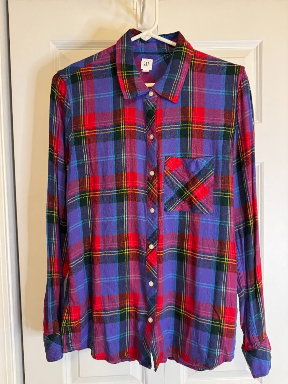 Gap long-sleeve flannel shirt, size M
